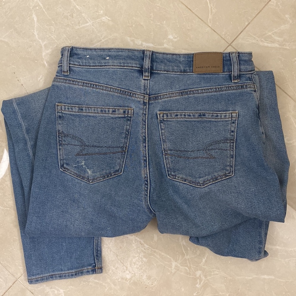 american eagle mom jeans
